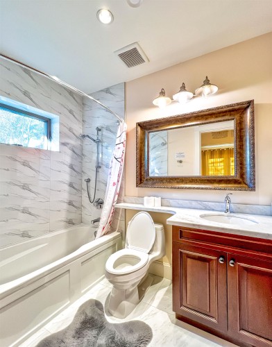 2237 37Th Avenue W, Vancouver, BC 