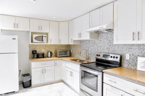 2237 37Th Avenue W, Vancouver, BC 