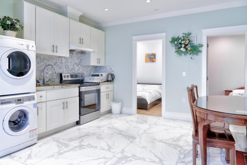 2237 37Th Avenue W, Vancouver, BC 