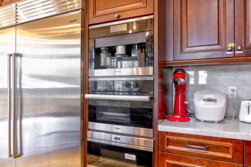 2237 37Th Avenue W, Vancouver, BC 