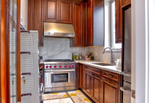 2237 37Th Avenue W, Vancouver, BC 