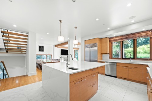 510 Eastcot Road, West Vancouver, BC 