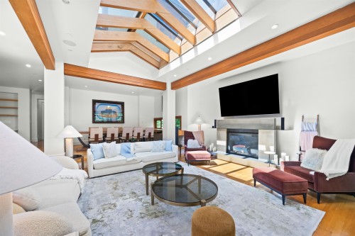 510 Eastcot Road, West Vancouver, BC 