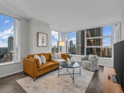 3003-5883 Barker Avenue  Burnaby, BC V5H 0G4