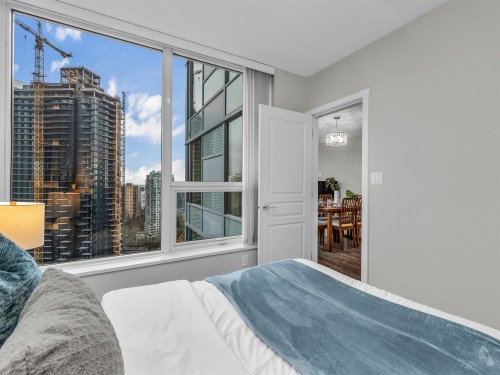 3003-5883 Barker Avenue, Burnaby, BC 