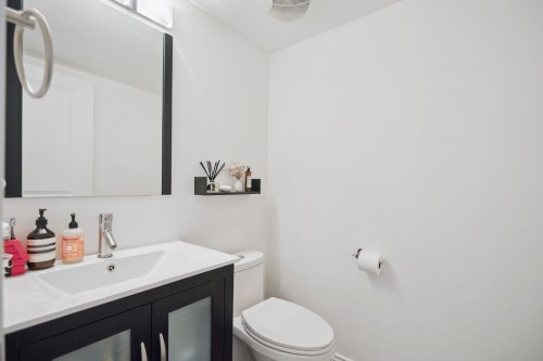 6689 Prenter Street, Burnaby, BC 