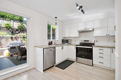6689 Prenter Street, Burnaby, BC 