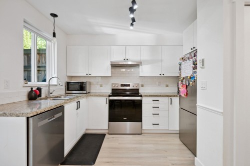 6689 Prenter Street, Burnaby, BC 
