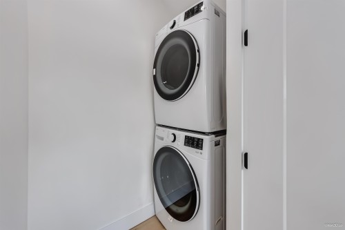 2-150 51St Avenue E, Vancouver, BC 