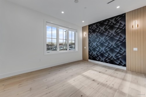 2-150 51St Avenue E, Vancouver, BC 