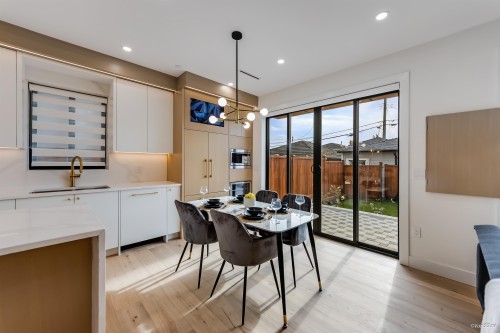 2-150 51St Avenue E, Vancouver, BC 