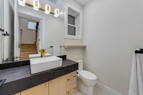 2-150 51St Avenue E, Vancouver, BC 