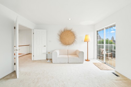 2372 Kings Avenue, West Vancouver, BC 