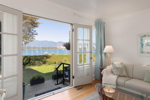 2449 Point Grey Road, Vancouver, BC 