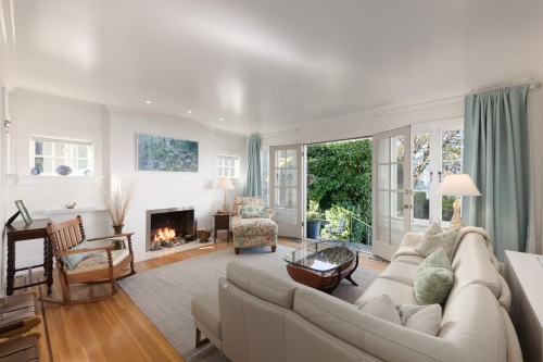 2449 Point Grey Road, Vancouver, BC 