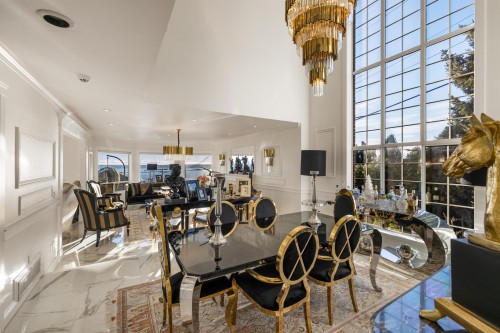 2198 Rosebery Avenue, West Vancouver, BC 