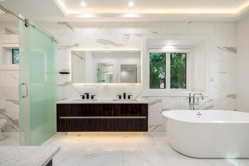 1203 38Th Avenue W, Vancouver, BC 