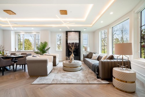 1203 38Th Avenue W, Vancouver, BC 