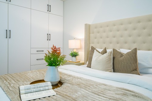 2735 8Th Avenue W, Vancouver, BC 