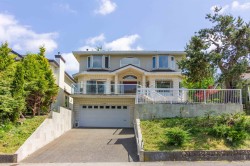 7286 Barnet Road  Burnaby, BC V5A 1E2