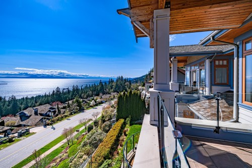 2420 Halston Court, West Vancouver, BC 