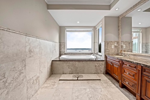 2420 Halston Court, West Vancouver, BC 