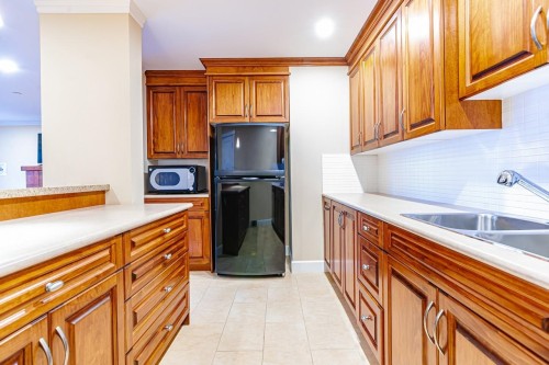 2420 Halston Court, West Vancouver, BC 