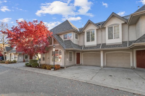 54-23085 118th Avenue  Maple Ridge, BC V2X 3J7