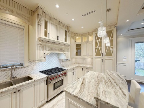 3393 30Th Avenue W, Vancouver, BC 