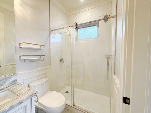 3393 30Th Avenue W, Vancouver, BC 