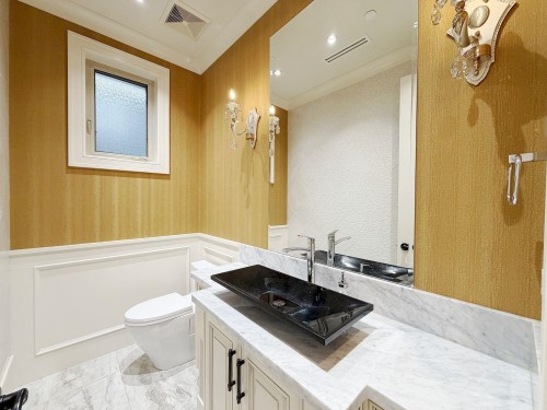 3393 30Th Avenue W, Vancouver, BC 