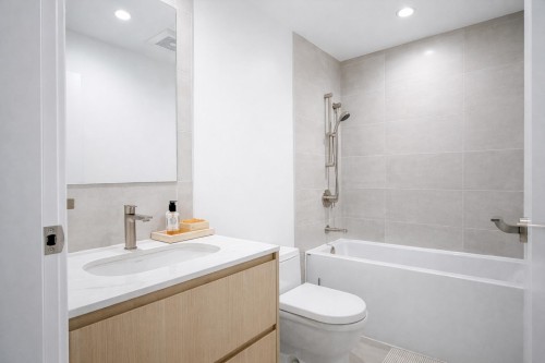 303-6833 Pearson Way, Richmond, BC 