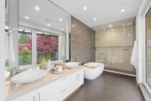 4291 29Th Avenue W, Vancouver, BC 