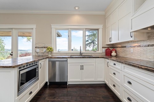 4882 Vista Place, West Vancouver, BC 