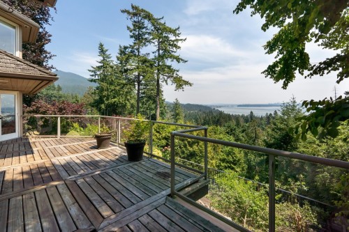 4882 Vista Place, West Vancouver, BC 