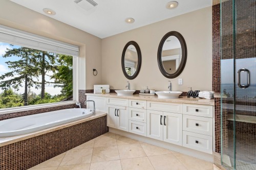 4882 Vista Place, West Vancouver, BC 