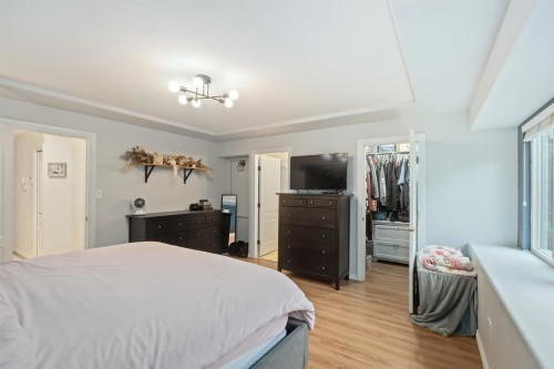 27111 122 Avenue, Maple Ridge, BC 