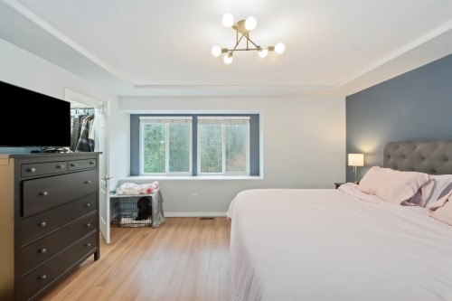 27111 122 Avenue, Maple Ridge, BC 