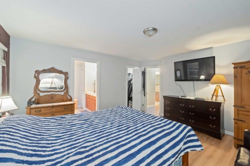 27111 122 Avenue, Maple Ridge, BC 