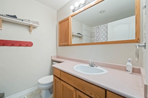 27111 122 Avenue, Maple Ridge, BC 