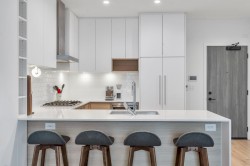 623-3131 Murray Street  Port Moody, BC V3H 0L9