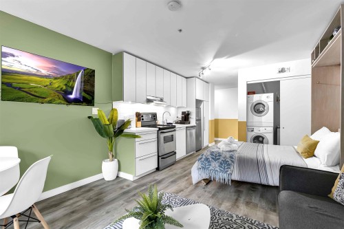 301-370 Carrall Street, Vancouver, BC 