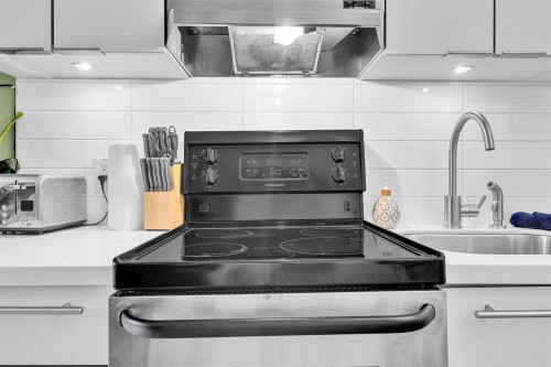 301-370 Carrall Street, Vancouver, BC 