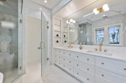 3838 50Th Avenue W, Vancouver, BC 