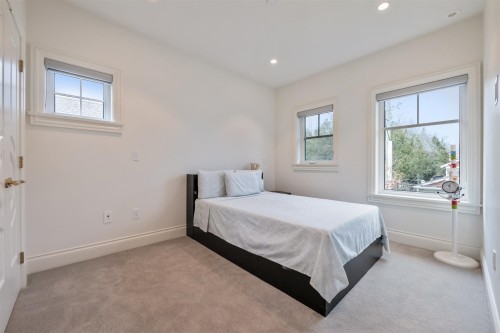 3838 50Th Avenue W, Vancouver, BC 