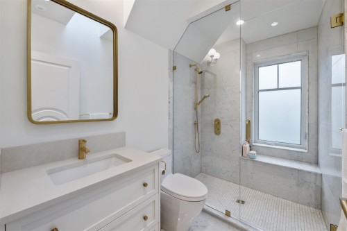 3838 50Th Avenue W, Vancouver, BC 