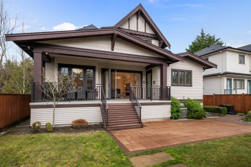 3838 50Th Avenue W, Vancouver, BC 