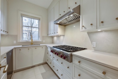 3838 50Th Avenue W, Vancouver, BC 