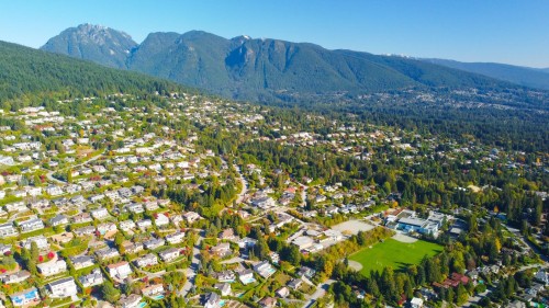 1451 Chartwell Drive, West Vancouver, BC 