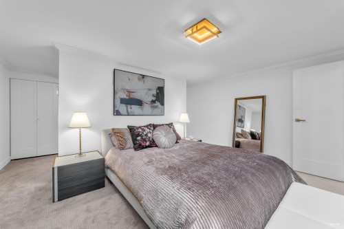 2243 Oak Street, Vancouver, BC 